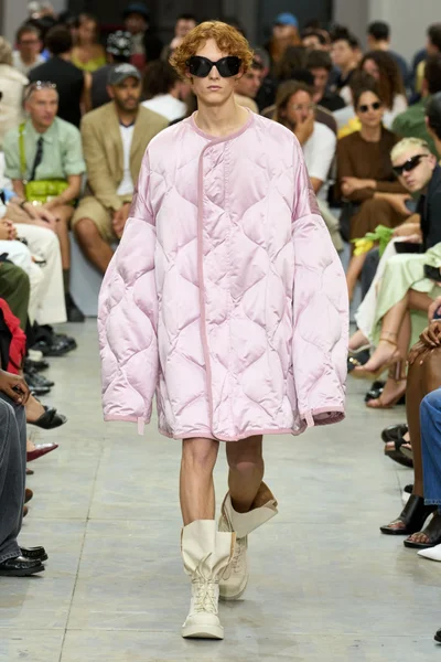 Look 2